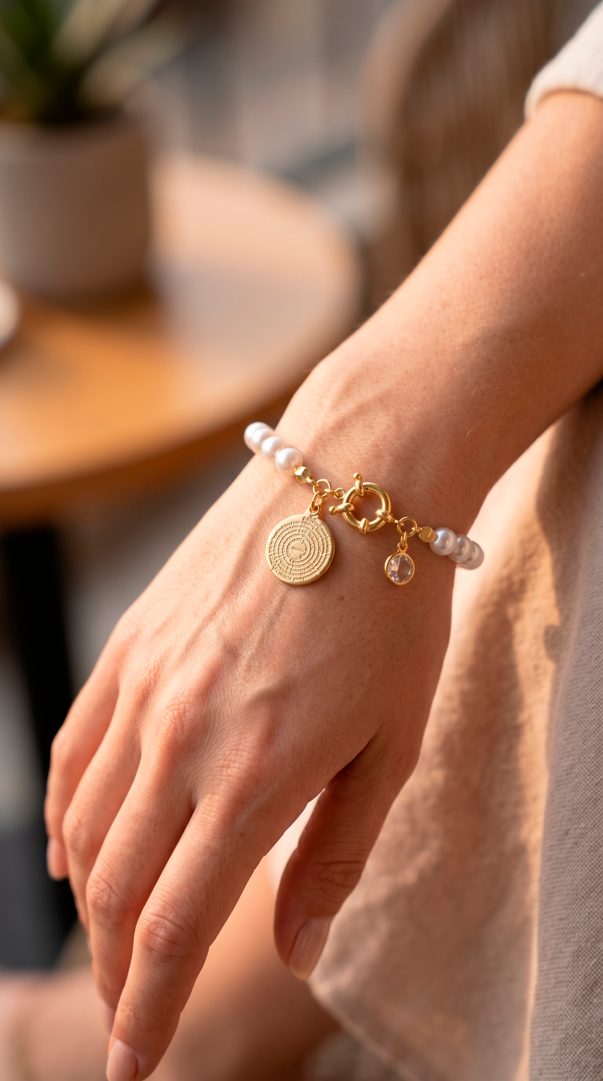 Pulsera Perla Shell Timón y Padre Nuestro Enchape Oro