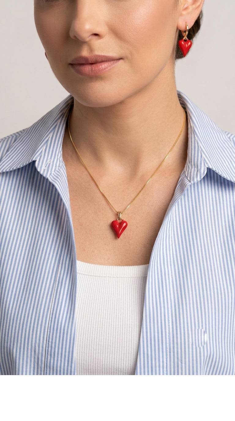 Conjunto Corazón Rojo Alargado Pequeño Enchape Oro