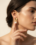 Aros Perla Shell y Racimo Enchape Oro 3 cms