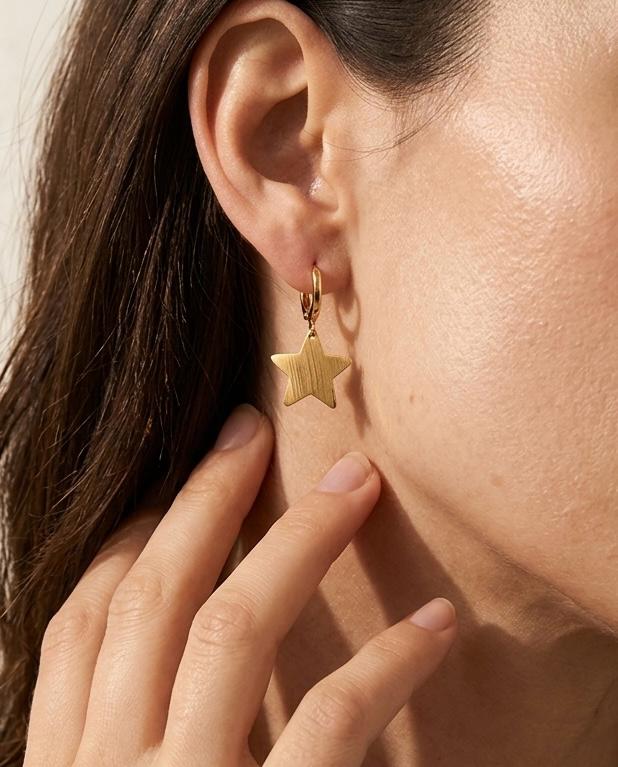 Aros Huggies Estrella Enchape Oro