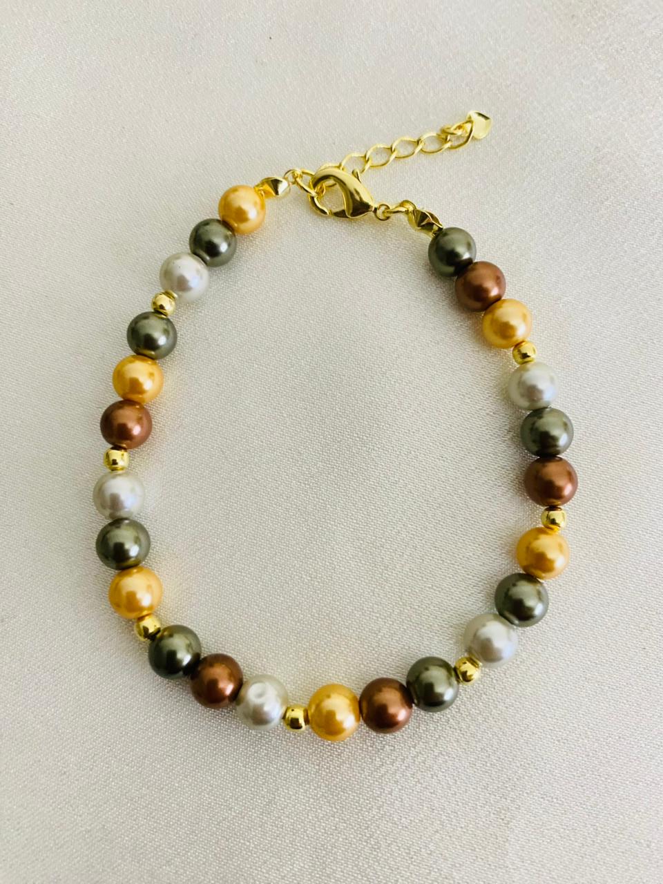 Pulsera Perlas Shell Colores Enchape Oro