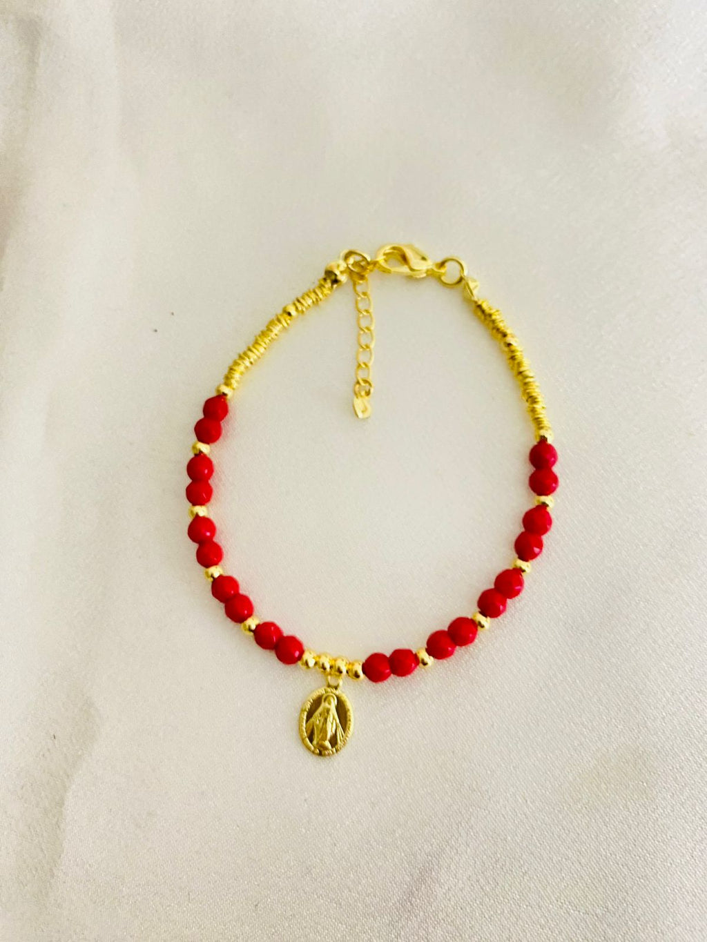 Pulsera Cristales Rojos y Mostacilla Enchape Oro