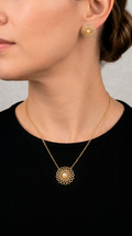 Conjunto Flor Perla Enchape de Oro (45 cms)
