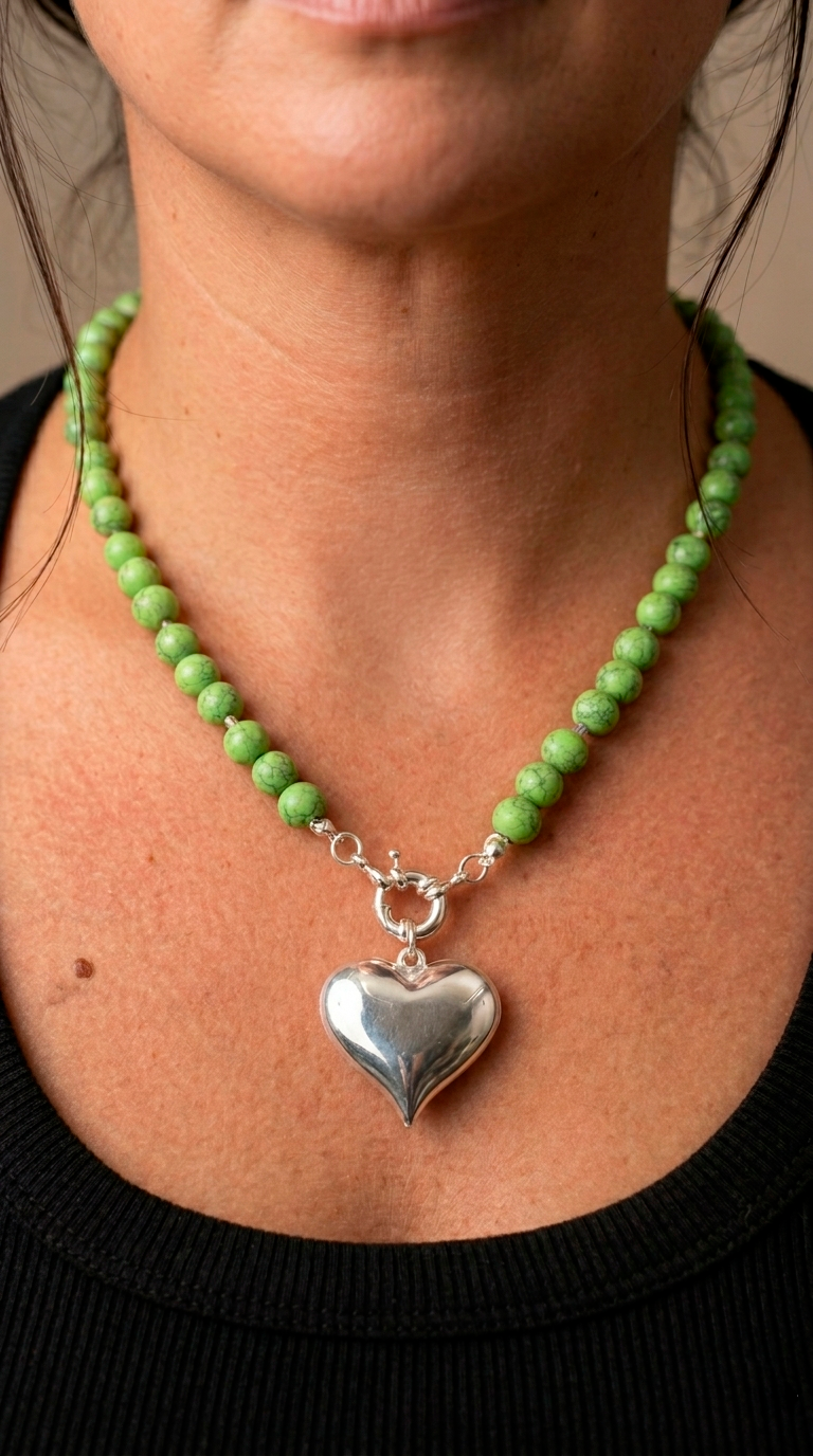 Collar Vidrio y Corazón Inflado Enchape Plata